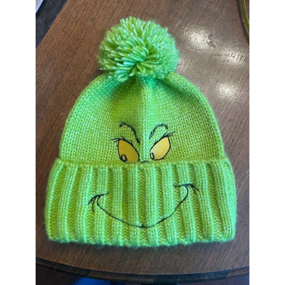 American Eagle Grinch Knit Beanie Hat